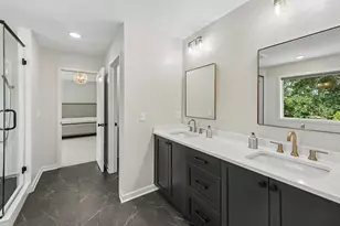 399 Tessier Ct, Vadnais Heights, MN 55127 - Photo 32