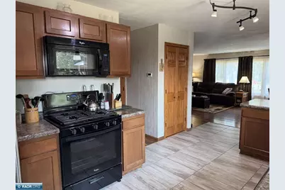 511 Indiana Avenue W, Gilbert, MN 55741 - Photo 10