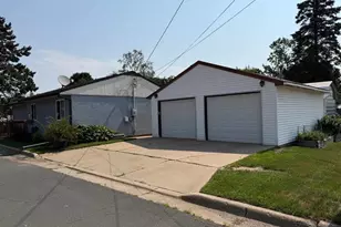 511 Indiana Ave W, Gilbert, MN 55741 - Photo 10