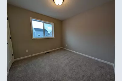 10581 Goodview Avenue S, Cottage Grove, MN 55016 - Photo 8