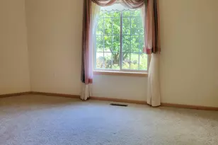 821 Greensview Ct NW, Hutchinson, MN 55350 - Photo 10