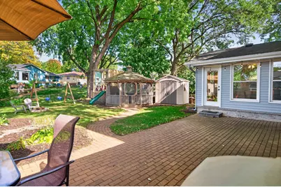3974 Zealand Avenue N, New Hope, MN 55427 - Photo 4