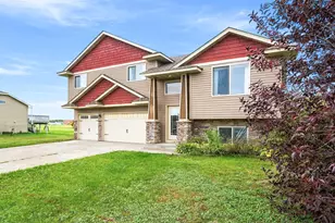 37960 Gerald Ave, North Branch, MN 55056 - Photo 4