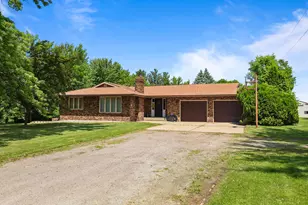 1991 55th St NE, Sauk Rapids, MN 56379 - Photo 4