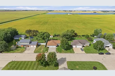 474 10th Avenue SW, Wells, MN 56097 - Photo 34