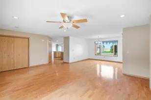 474 10th Ave SW, Wells, MN 56097 - Photo 14
