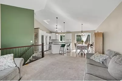 707 Hickory Street SW, Isanti, MN 55040 - Photo 6