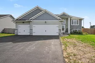 707 Hickory St SW, Isanti, MN 55040 - Photo 2