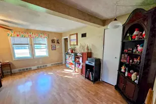 531 6th Ave SW, Pipestone, MN 56164 - Photo 8