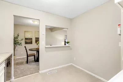 1207 Trailwood S, Hopkins, MN 55343 - Photo 12