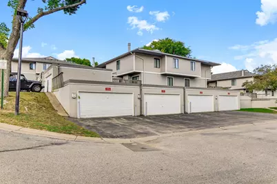 1207 Trailwood S, Hopkins, MN 55343 - Photo 26