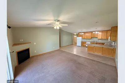 610 Meadows Drive, Hammond, WI 54015 - Photo 4