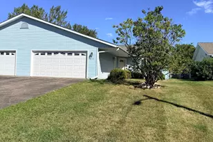 610 Meadows Dr, Hammond, WI 54015 - Photo 2