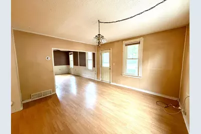 1218 7 1/2 Street SW, Willmar, MN 56201 - Photo 8