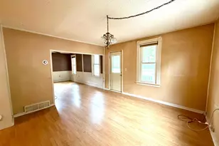 1218 7 1/2 Street SW, Willmar, MN 56201 - Photo 8