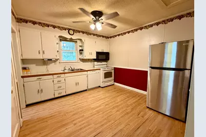 1218 7 1/2 Street SW, Willmar, MN 56201 - Photo 4