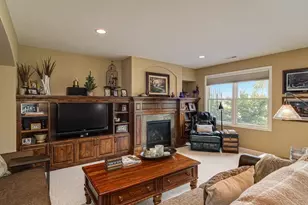 15841 Eastbend Way, Apple Valley, MN 55124 - Photo 32
