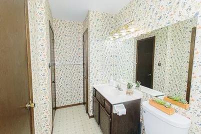 6570 Upper 35th Street N, Oakdale, MN 55128 - Photo 6
