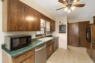 512 9th Ave S, South Saint Paul, MN 55075 - Photo 6