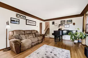 512 9th Ave S, South Saint Paul, MN 55075 - Photo 4