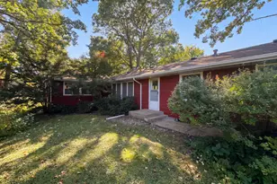 2000 Herschel St, Roseville, MN 55113 - Photo 6