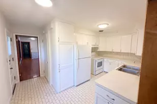 2000 Herschel St, Roseville, MN 55113 - Photo 2