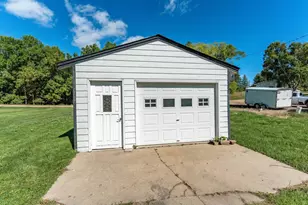 34699 Buddy Ln, Dent, MN 56528 - Photo 28