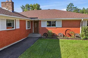 1408 Gray Dr, Hibbing, MN 55746 - Photo 2