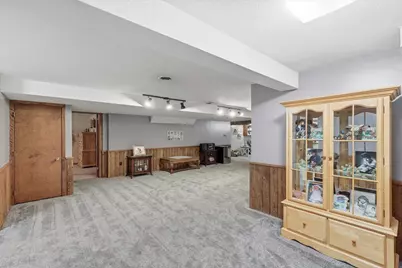1408 Gray Drive, Hibbing, MN 55746 - Photo 22
