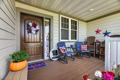 31473 Marvin Avenue, Lindstrom, MN 55045 - Photo 2