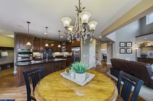 6276 Peony Ln N, Maple Grove, MN 55311 - Photo 10