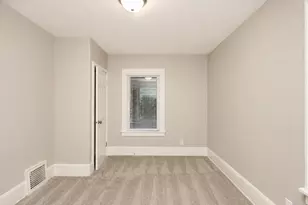3754 Dupont Ave N, Minneapolis, MN 55412 - Photo 12