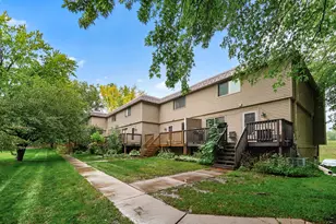 6290 Meadowlark Ln N, Maple Grove, MN 55369 - Photo 1
