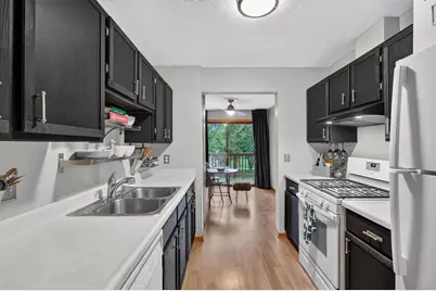 6290 Meadowlark Lane N, Maple Grove, MN 55369 - Photo 8