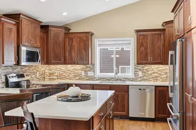 11072 190th Avenue NW, Elk River, MN 55330 - Photo 2