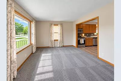1707 4th Avenue SE, Austin, MN 55912 - Photo 8