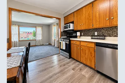 1707 4th Avenue SE, Austin, MN 55912 - Photo 4