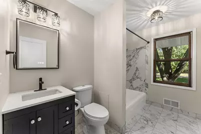 18421 Country Squires Circle, Prior Lake, MN 55372 - Photo 6