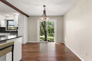 18421 Country Squires Cir, Prior Lake, MN 55372 - Photo 16