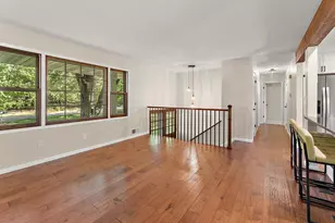 18421 Country Squires Cir, Prior Lake, MN 55372 - Photo 8