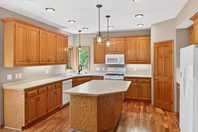 17470 91st Place N, Maple Grove, MN 55311 - Photo 12