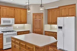 17470 91st Pl N, Maple Grove, MN 55311 - Photo 14