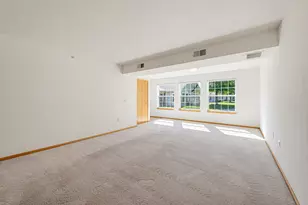 1085 Dale St SW, Hutchinson, MN 55350 - Photo 6