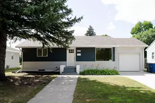 705 18th St N, Moorhead, MN 56560 - Photo 1