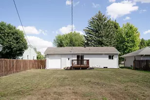705 18th St N, Moorhead, MN 56560 - Photo 40