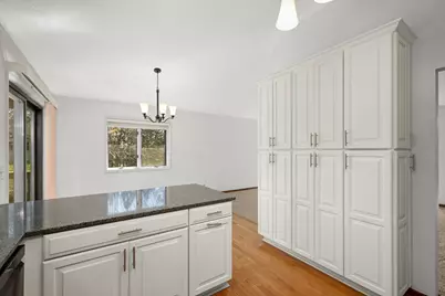 2916 Frank Street, Maplewood, MN 55109 - Photo 8