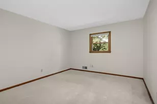 2608 W 102nd St, Bloomington, MN 55431 - Photo 16
