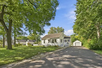 2359 Victoria Street N, Roseville, MN 55113 - Photo 2
