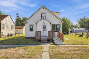 212 10th St N, Breckenridge, MN 56520 - Photo 1