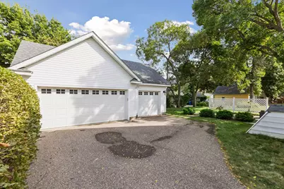 221 11th Avenue N, Hopkins, MN 55343 - Photo 46